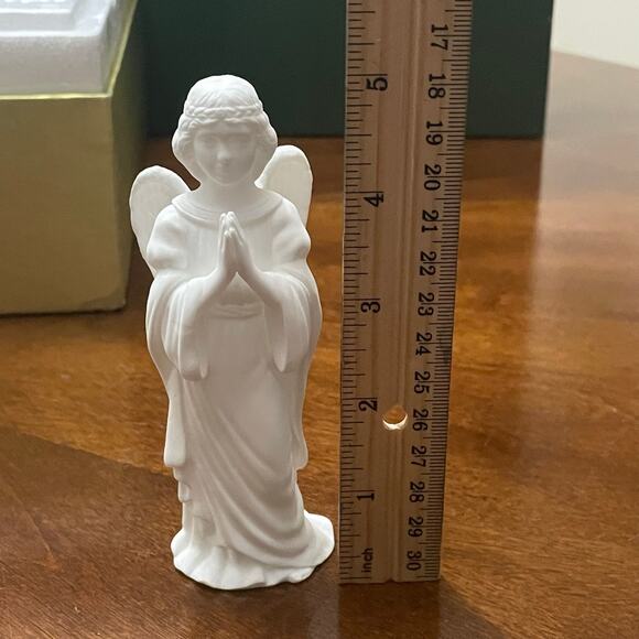 VTG Lenox Collection Nativity Angels of Adoration White Bisque China Figurines - Picture 5 of 15